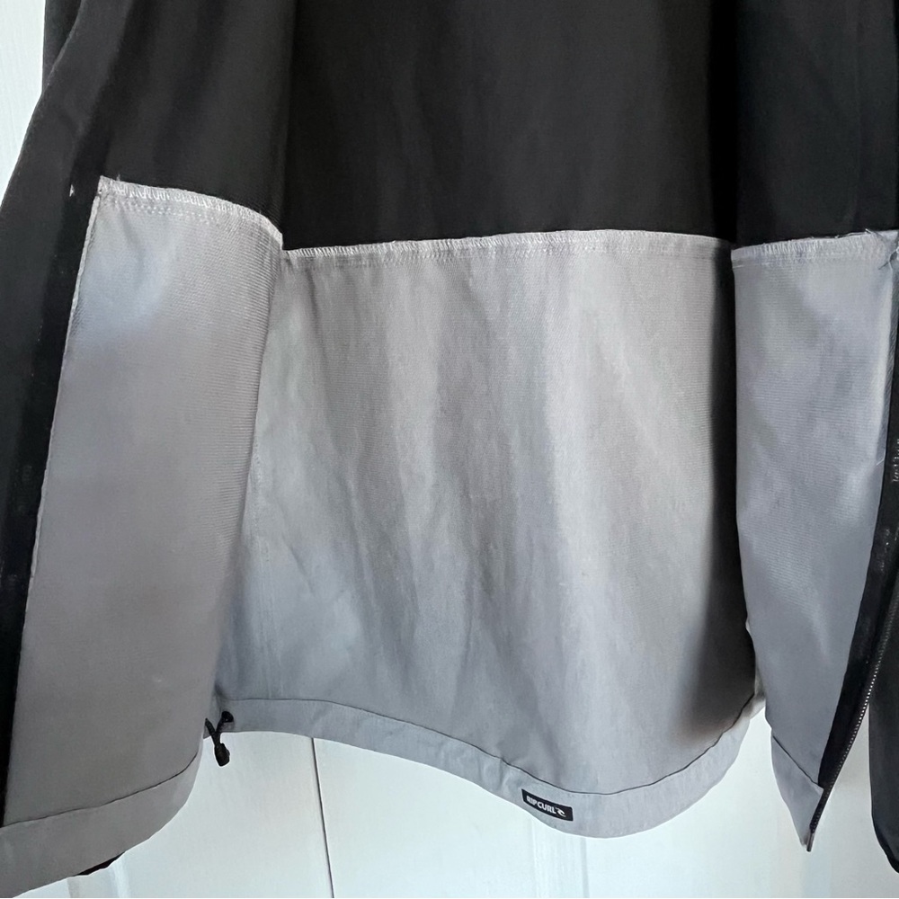 Rip Curl Men's Size Small Anti Series Light Weight Jacket Full Zip with hood - Picture 8 of 8